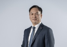 副总裁：曹国荣