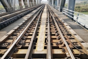 时期新材获国内最大复合伙料轨枕订单