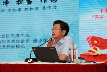 迎接党的十九大 玉祥集团党员齐进建