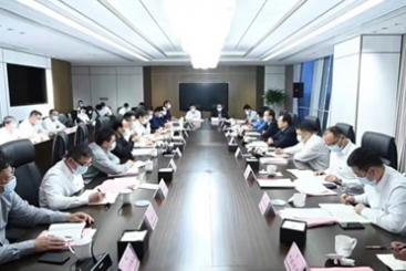 黄冈市委书记张兵在中国玉祥集团主持召开企业家座谈会